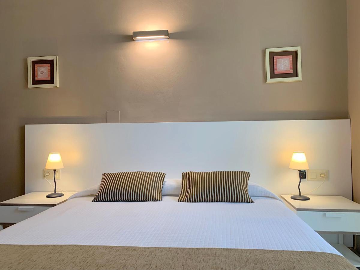 Hotel Restaurant Llansola Sant Carlos de la Ràpita Εξωτερικό φωτογραφία