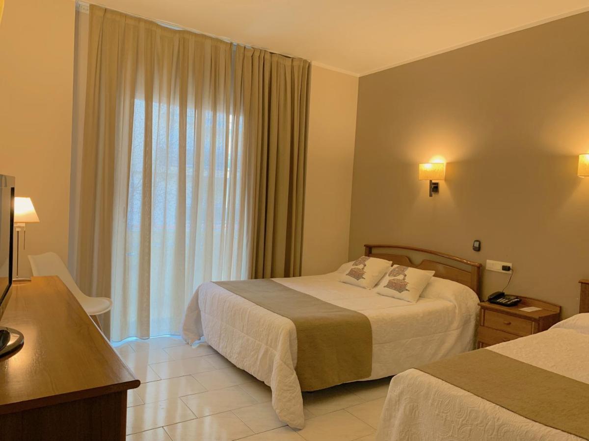 Hotel Restaurant Llansola Sant Carlos de la Ràpita Εξωτερικό φωτογραφία