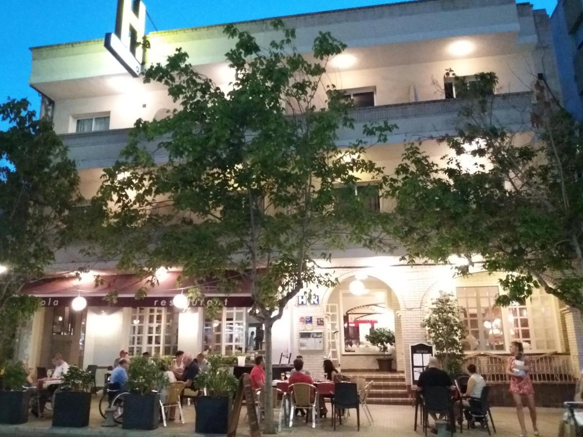 Hotel Restaurant Llansola Sant Carlos de la Ràpita Εξωτερικό φωτογραφία