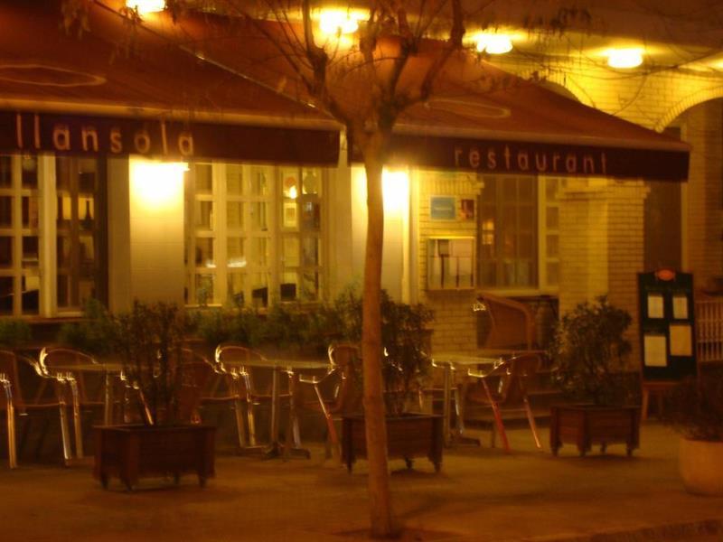 Hotel Restaurant Llansola Sant Carlos de la Ràpita Εξωτερικό φωτογραφία